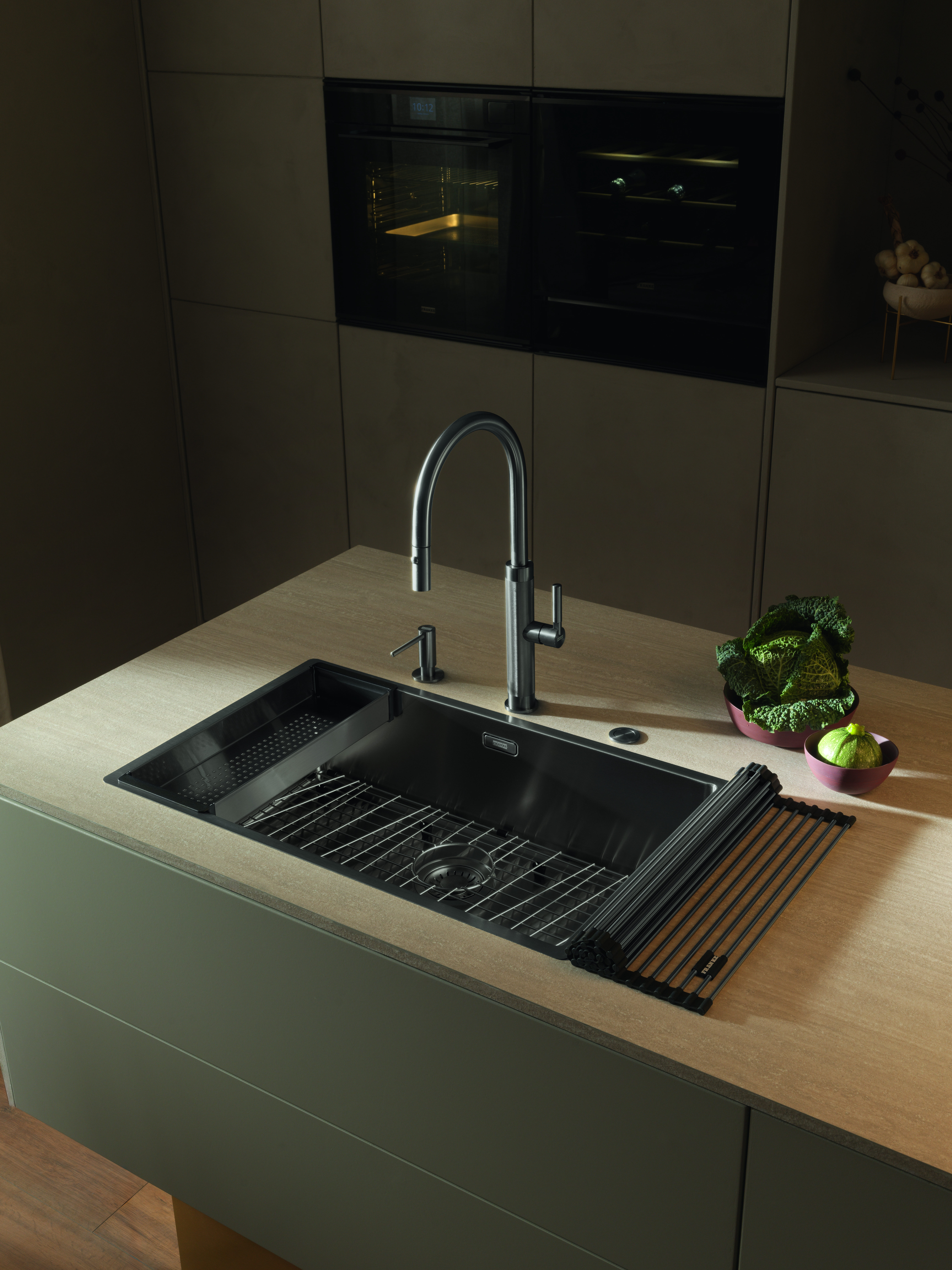 Franke BXM 210/110-68 F-INOX антрацит вентиль-автомат (127.0650.364)
