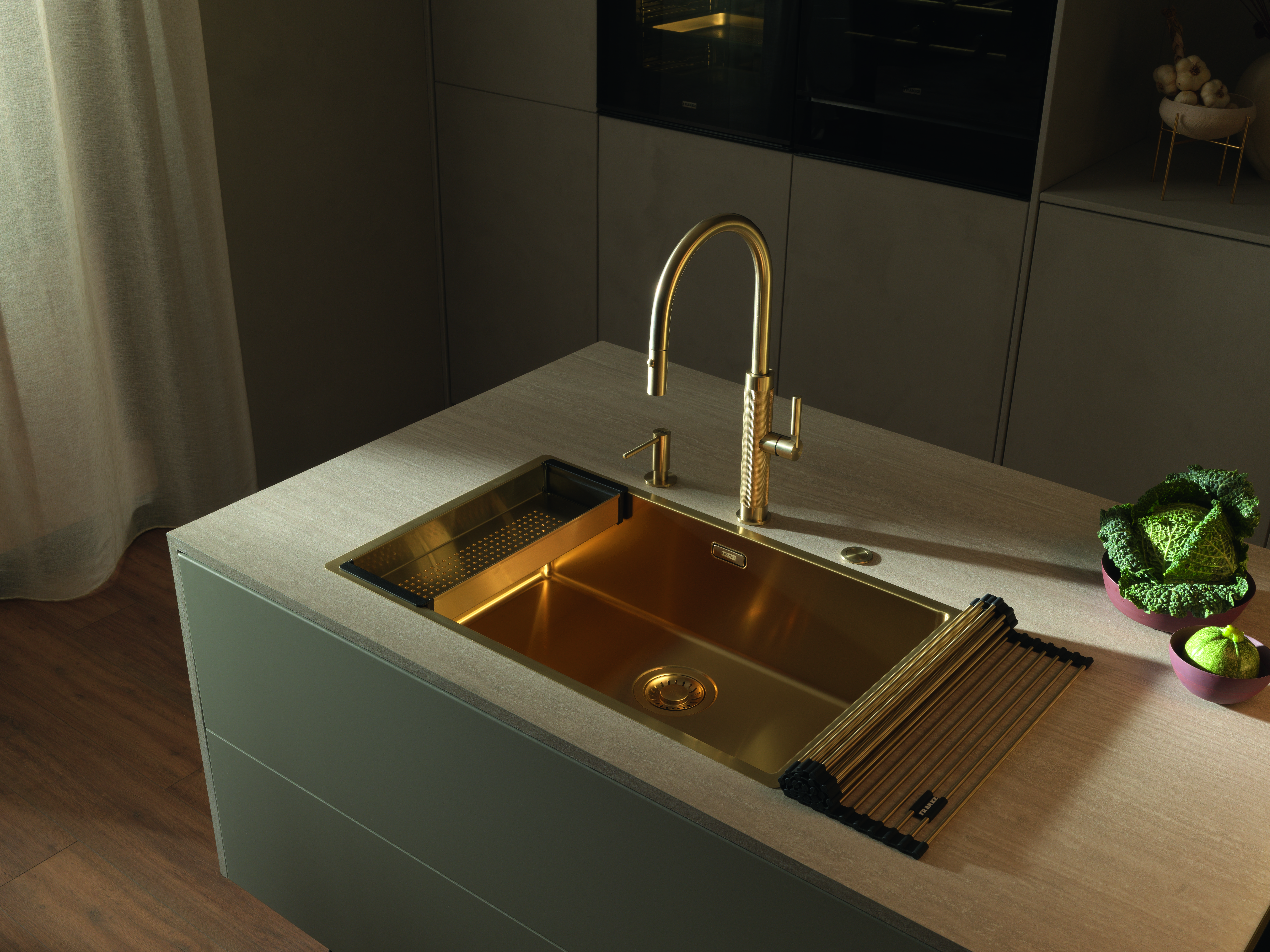 Franke BXM 210/110-68 F-INOX золото вентиль-автомат (127.0662.643)