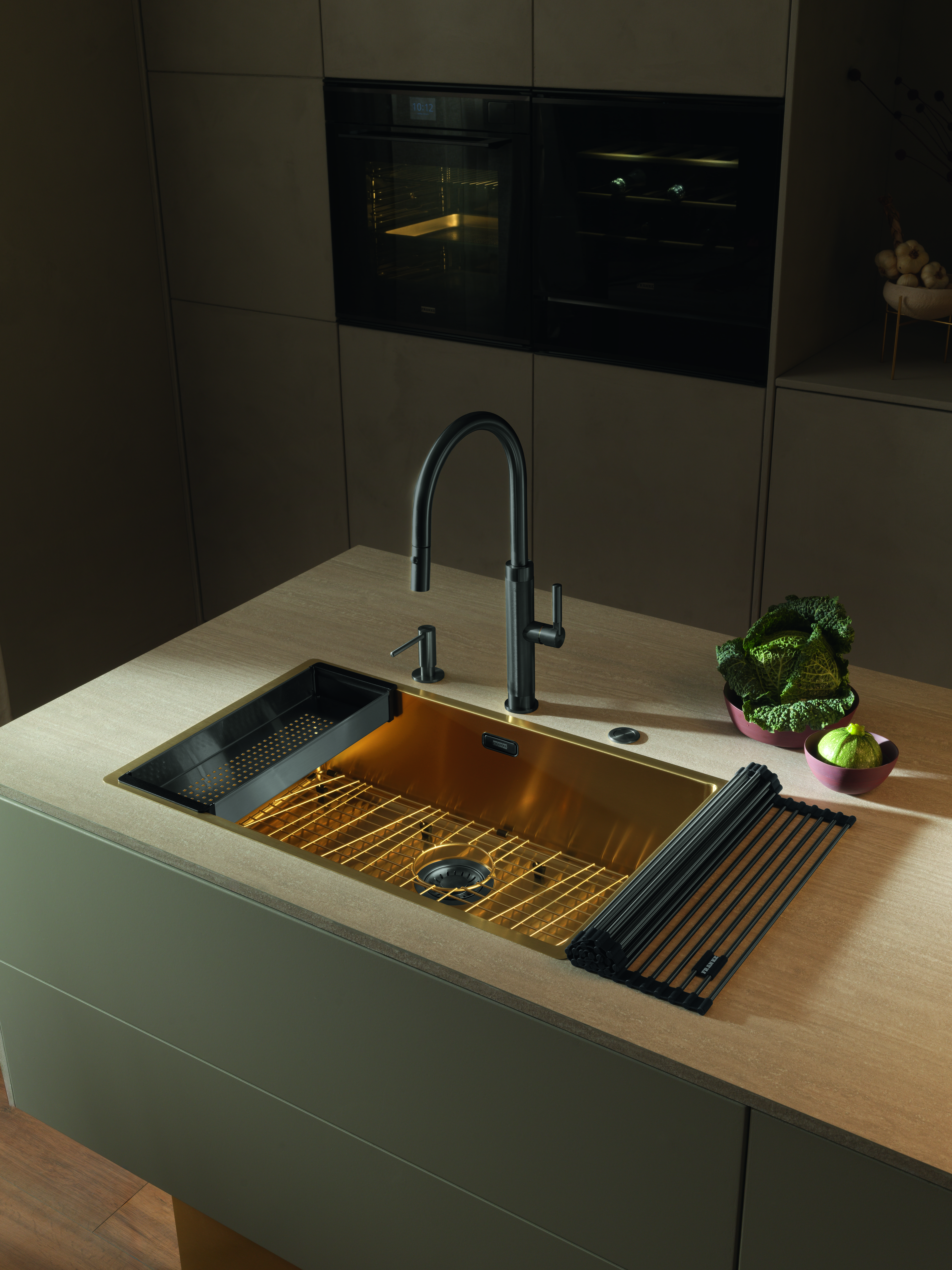 Franke BXM 210/110-68 F-INOX золото вентиль-автомат (127.0662.643)