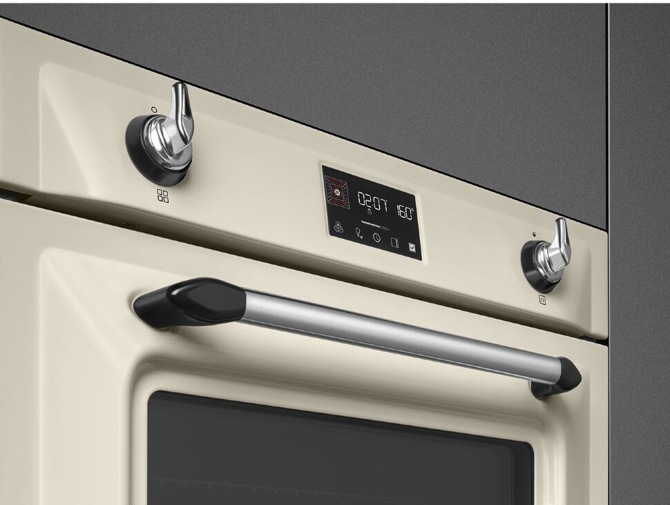 SMEG SOP6902S2PP